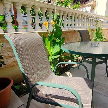 Vesta Apartment เทสซาโลนิกิ ภายนอก รูปภาพ