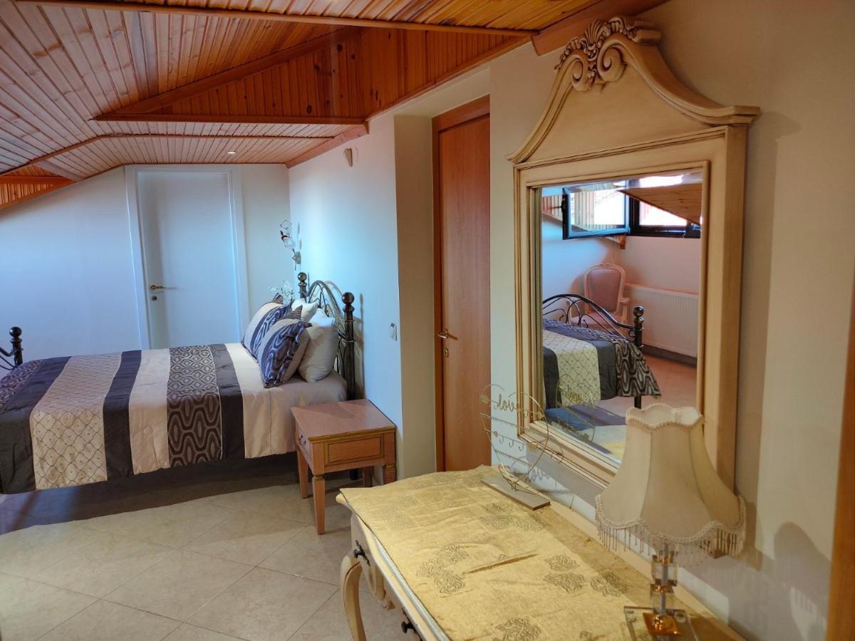 Vesta Apartment เทสซาโลนิกิ ภายนอก รูปภาพ